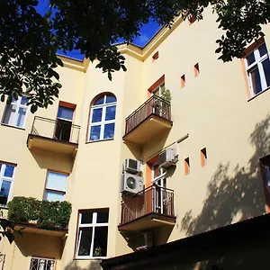 Cdr Aparthotel